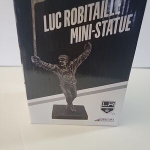 Luc Robitaille Mini-Statue Los Angeles Kings